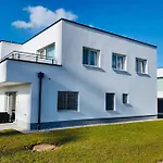 Leon Apartment Neu! Gemuetlichkeit An Erster Stelle